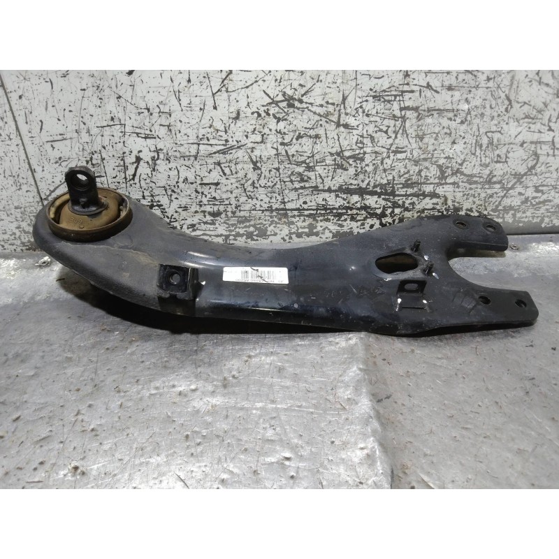 Recambio de brazo suspension inferior trasero derecho para kia cee´d drive referencia OEM IAM 55280A6200  