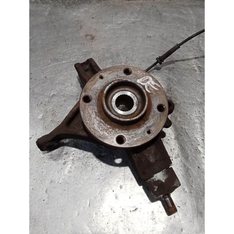 Recambio de mangueta delantera derecha para peugeot 307 berlina (s2) xr referencia OEM IAM  16HDI 2005