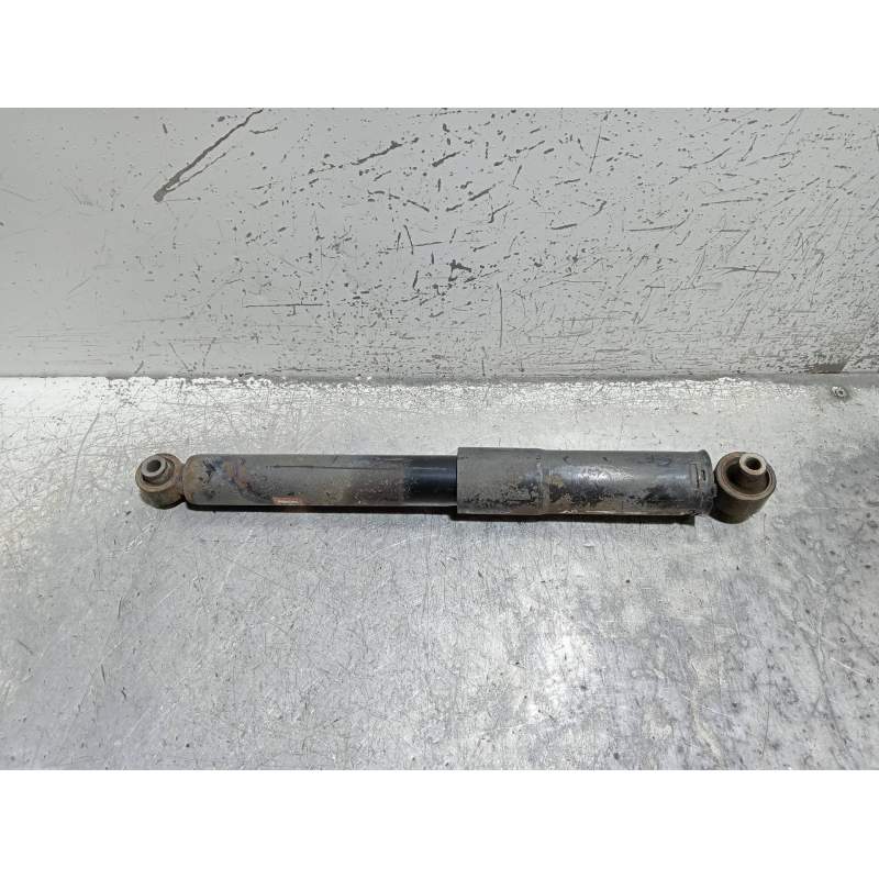 Recambio de amortiguador trasero derecho para nissan x-trail (t32) 360 referencia OEM IAM 562104CB0E  