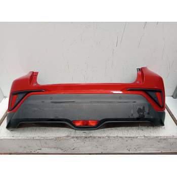 PARAGOLPES TRASERO 