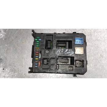 CAJA RELES / FUSIBLES 9660105980 BSI2004H0501 