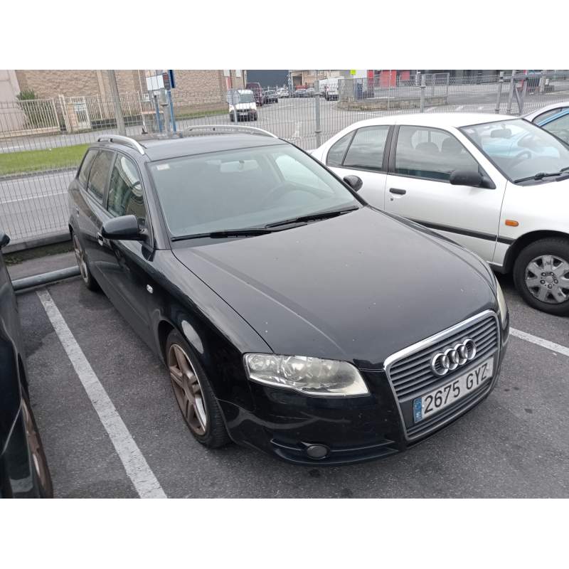 AUDI A4 AVANT (8E)