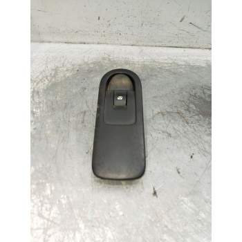 MANDO ELEVALUNAS DELANTERO DERECHO 156013740 2006