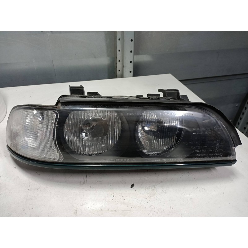 Recambio de faro derecho para bmw serie 5 berlina (e39) 528i referencia OEM IAM   