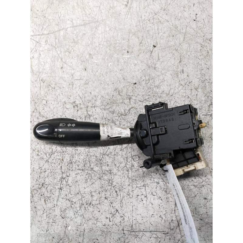 Recambio de mando luces para toyota yaris verso (ncp2/nlp2) 1.3 linea sol referencia OEM IAM 173648  