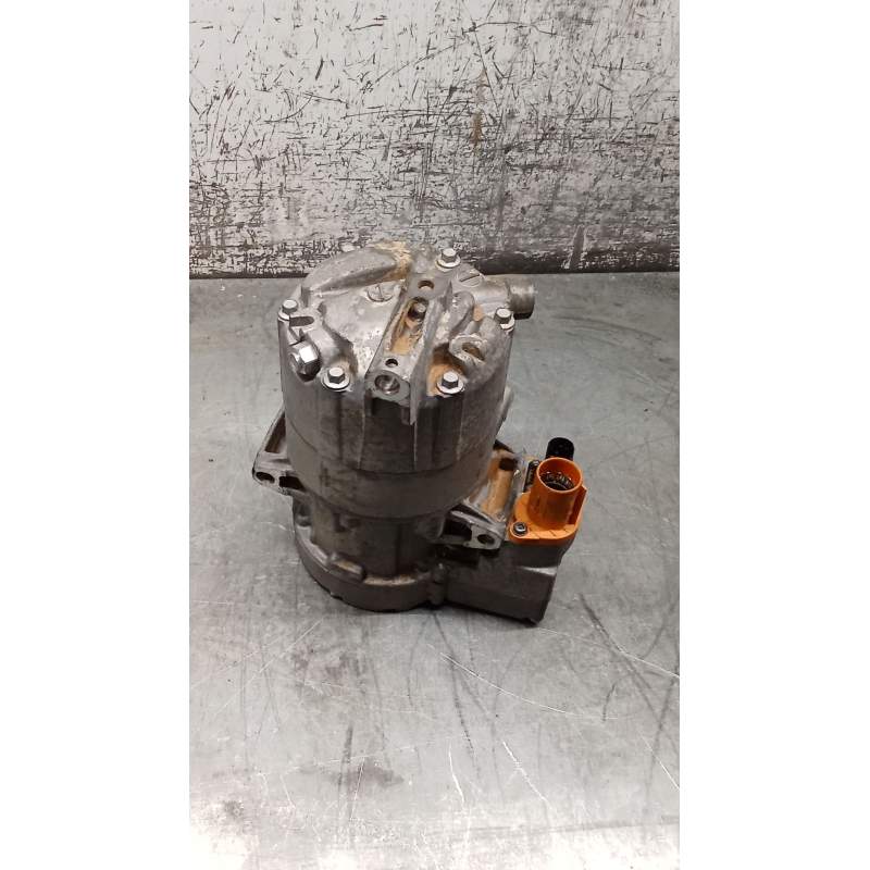 Recambio de compresor aire acondicionado para jeep renegade referencia OEM IAM 005221165000  2021