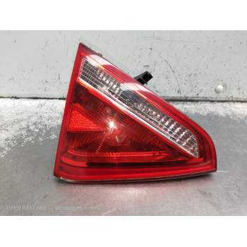 PILOTO TRASERO IZQUIERDO INTERIOR 8T0945093 