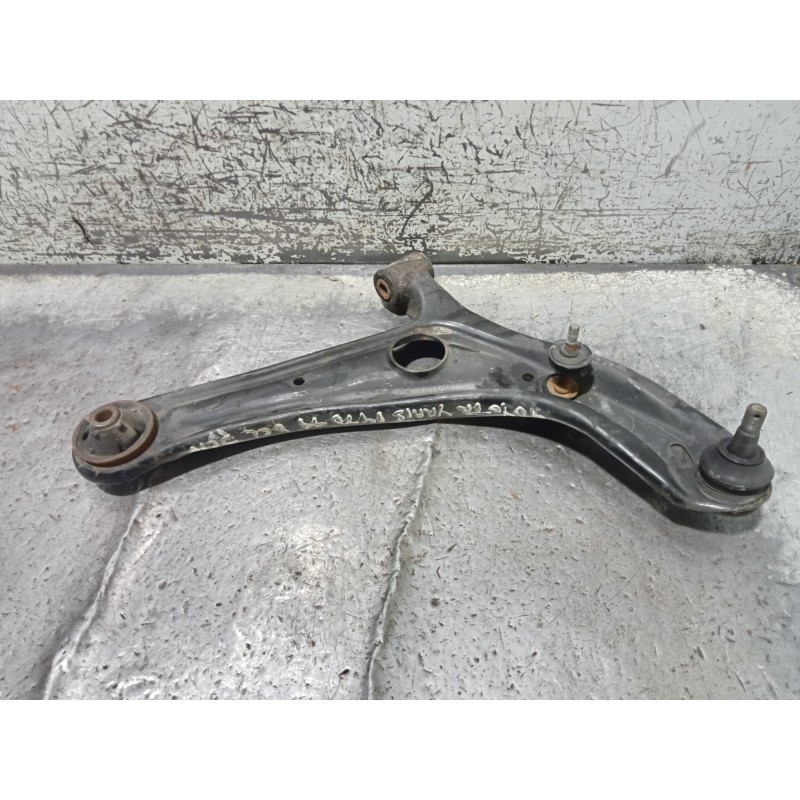 Recambio de brazo suspension inferior delantero derecho para toyota yaris (ncp1/nlp1/scp1) 1.4 d-4d linea luna referencia OEM IA