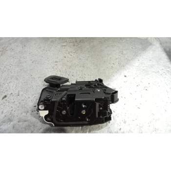 MOTOR CIERRE CENTRALIZADO TRASERO IZQUIERDO 5E0839015 