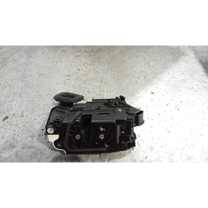 Recambio de motor cierre centralizado trasero izquierdo para seat toledo (kg3) style referencia OEM IAM 5E0839015  