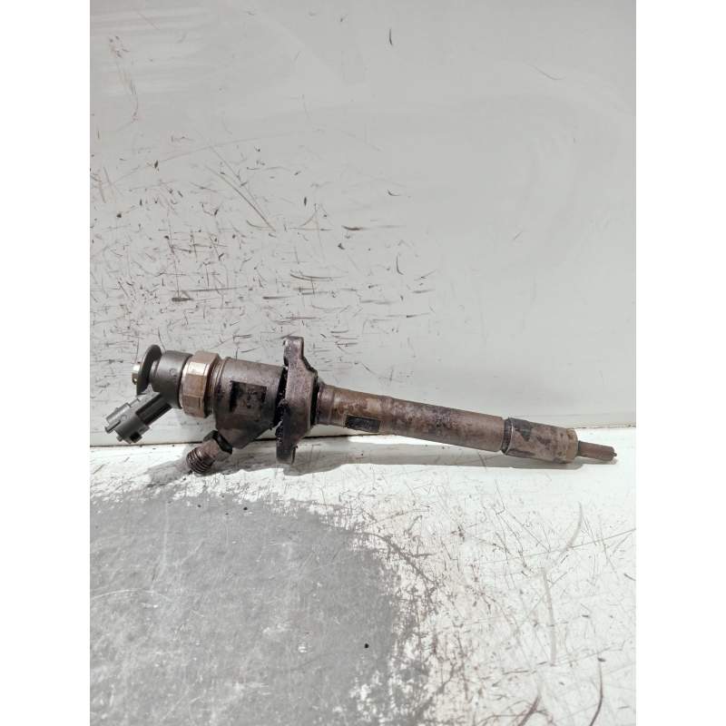 Recambio de inyector para peugeot 308 referencia OEM IAM 0445110297  BOSCH