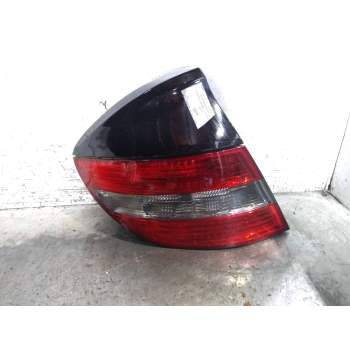 PILOTO TRASERO IZQUIERDO A2038205164KZ 