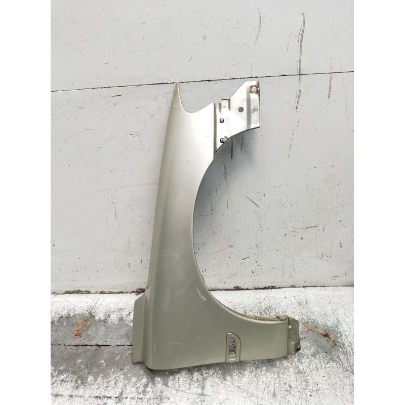 Recambio de aleta delantera derecha para volvo s60 i (384) d5 referencia OEM IAM   2000