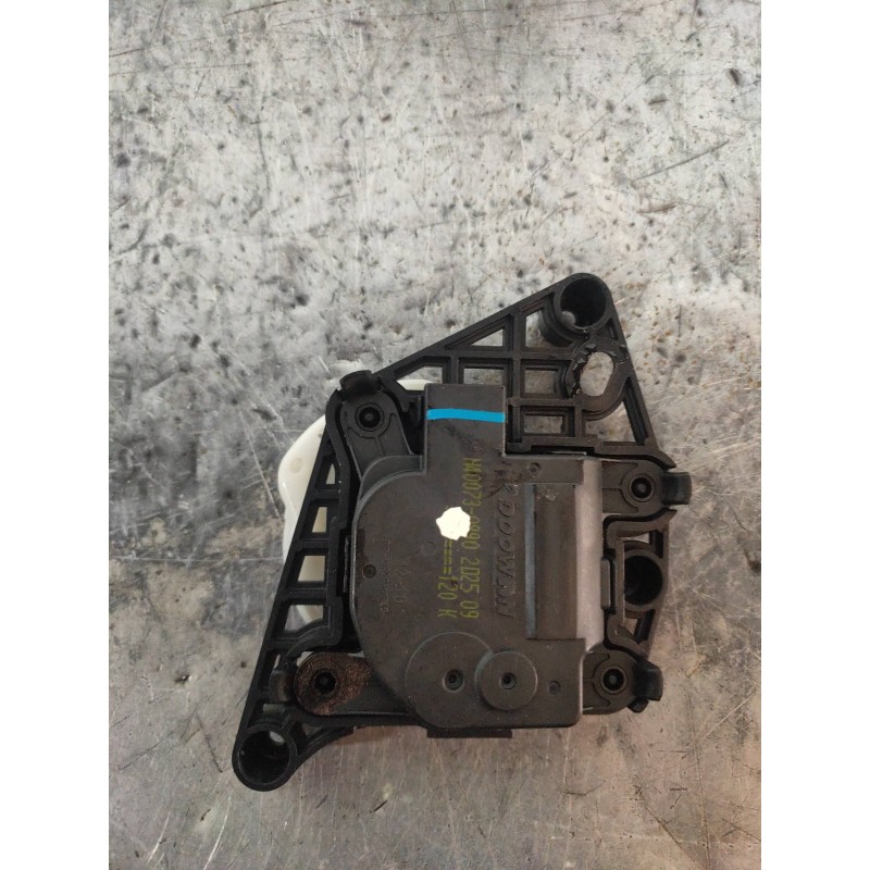 Recambio de motor apertura trampillas climatizador para kia rio basic referencia OEM IAM H40730880  