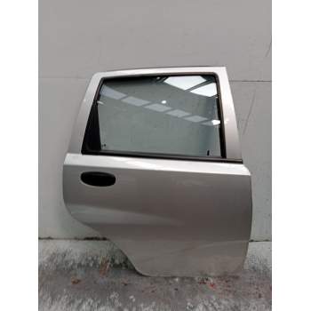 PUERTA TRASERA DERECHA 5P 2002