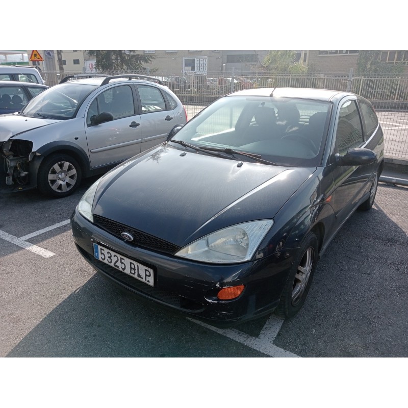 ford focus berlina (cak) del año 2001