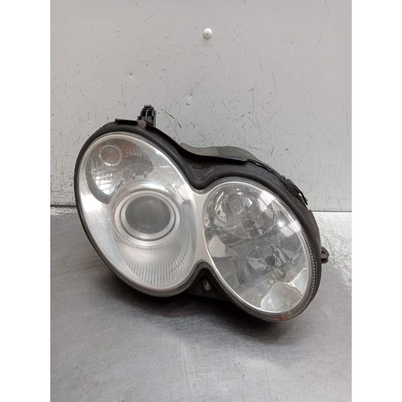 Recambio de faro derecho para mercedes-benz clk (c209) clk 320 cdi (209.320) referencia OEM IAM A0028206026 XENON 5DF00870400 5D