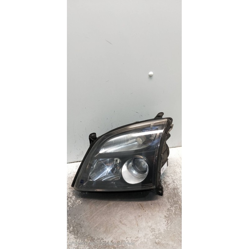 Recambio de faro izquierdo para opel vectra c berlina 2.2 16v dti cat (y 22 dtr / l50) referencia OEM IAM 15588700  