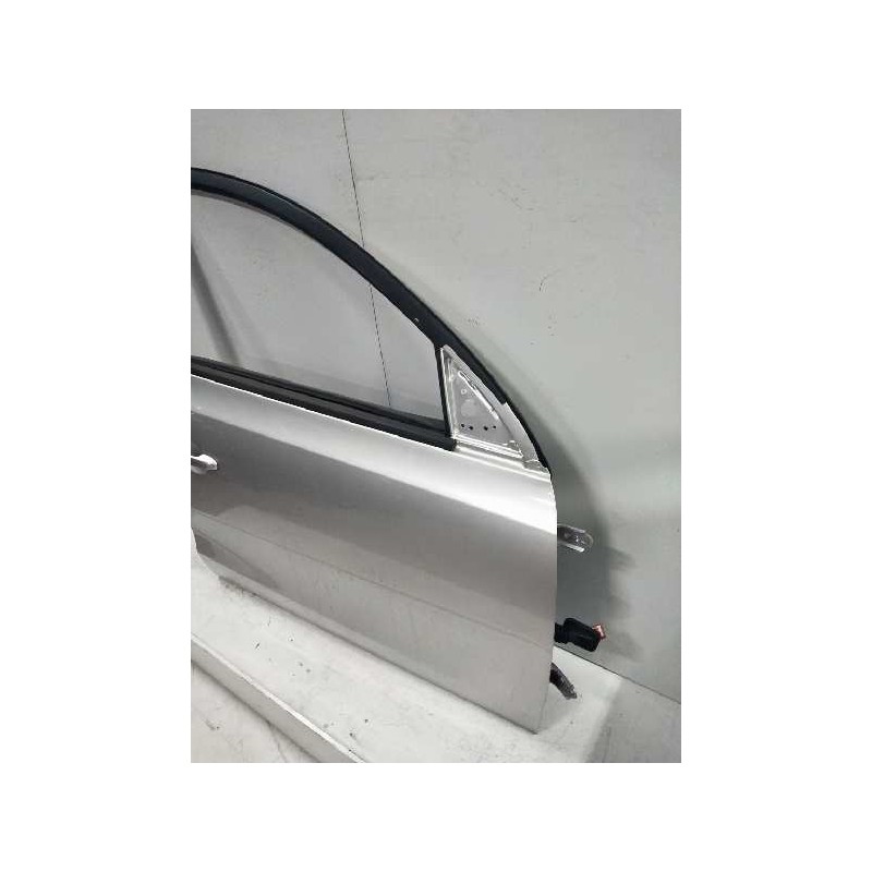 Recambio de puerta delantera derecha para hyundai i30cw 1.6 crdi cat referencia OEM IAM   