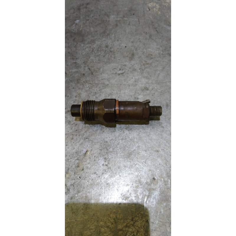 Recambio de inyector para renault kangoo (f/kc0) 1.9 diesel referencia OEM IAM LCR6735406H  2003