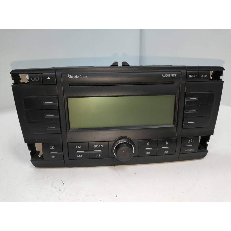 Recambio de sistema audio / radio cd para skoda octavia berlina (1z3) elegance referencia OEM IAM 1Z0035156B  2004