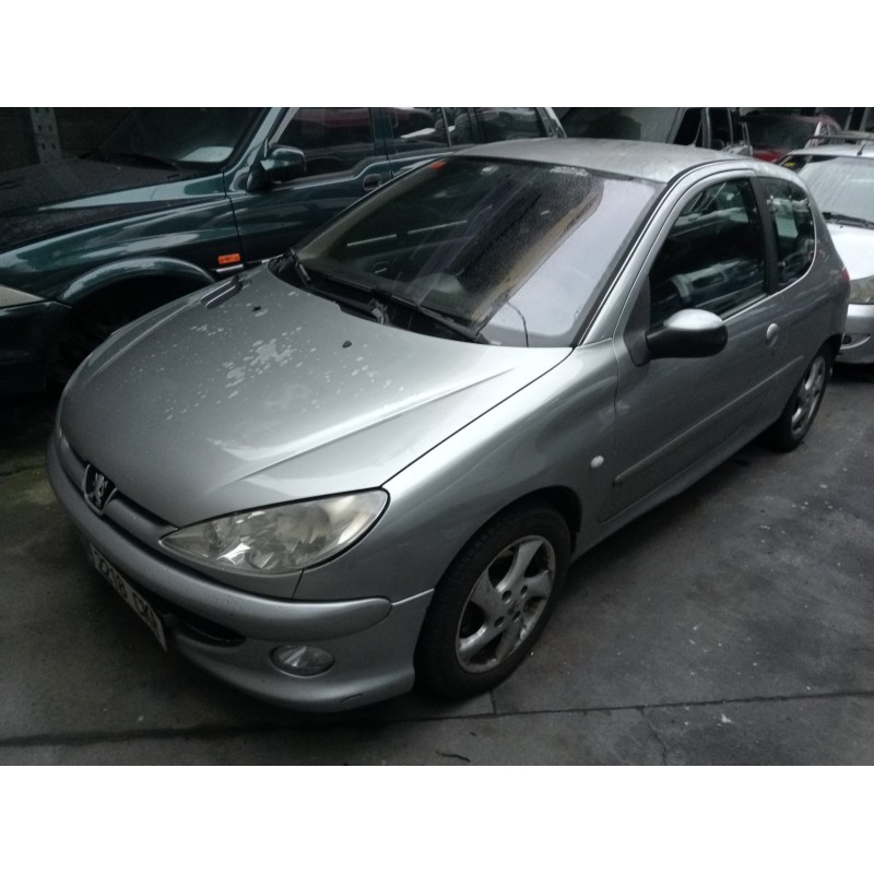 peugeot 206 berlina del año 2003