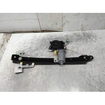 ELEVALUNAS TRASERO DERECHO 119970XXX 4P
