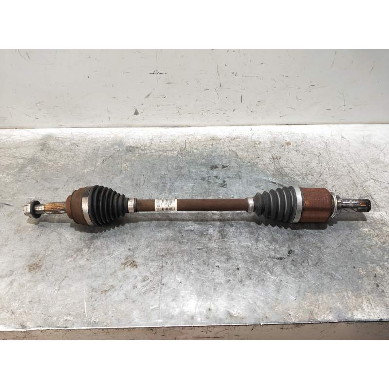 Recambio de transmision delantera izquierda para renault clio iv 0.9 referencia OEM IAM 391017355R  