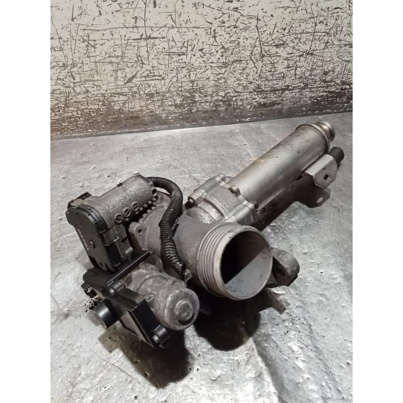 Recambio de valvula egr para volvo s60 i (384) d5 referencia OEM IAM 8692720 0281002701 30677714 2000