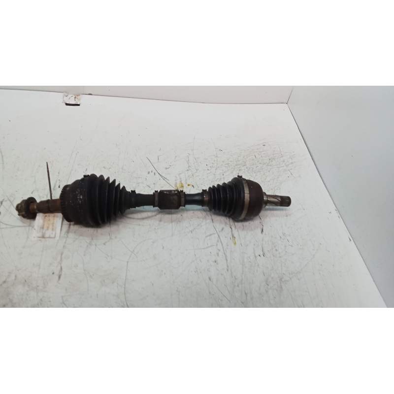 Recambio de transmision delantera izquierda para volvo v40 familiar 1.9 diesel cat referencia OEM IAM   
