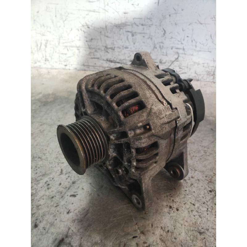 Recambio de alternador para renault clio iii rs referencia OEM IAM 0124425039 8200518409 