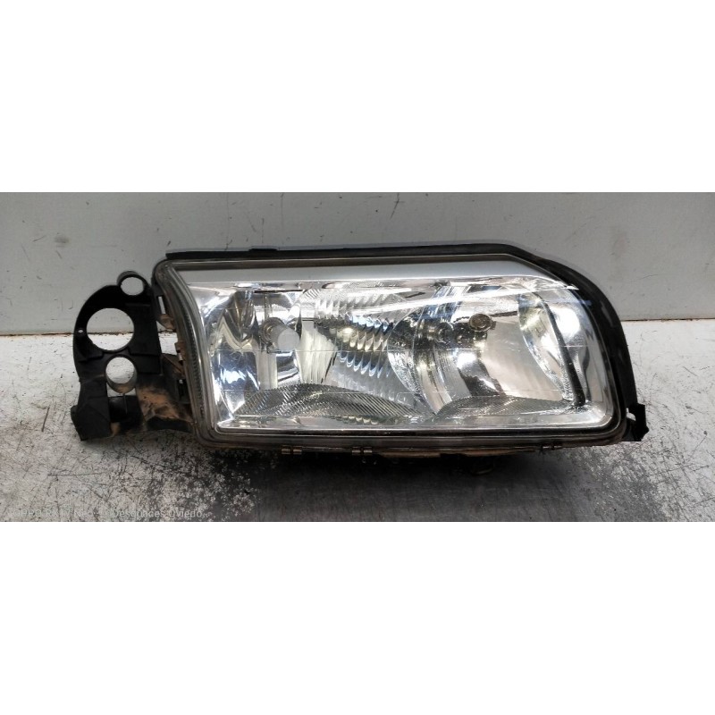 Recambio de faro derecho para volvo s80 berlina 2.4 d referencia OEM IAM 8678543 89008455 