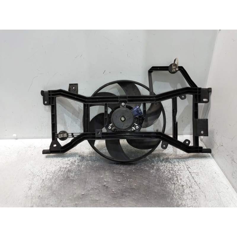 Recambio de electroventilador para dacia sandero podium referencia OEM IAM 214810048R  