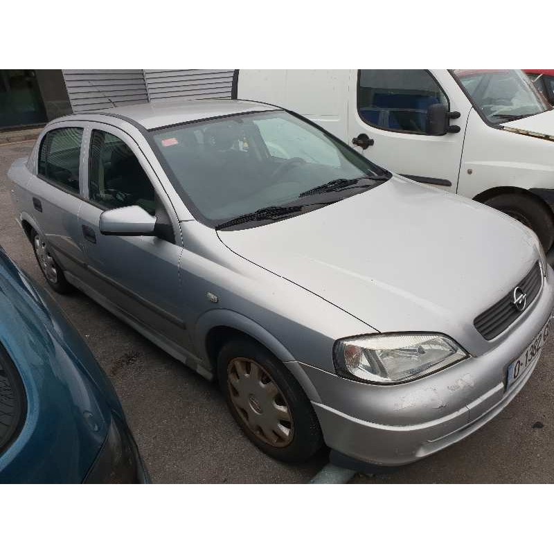 opel astra g berlina del año 1999