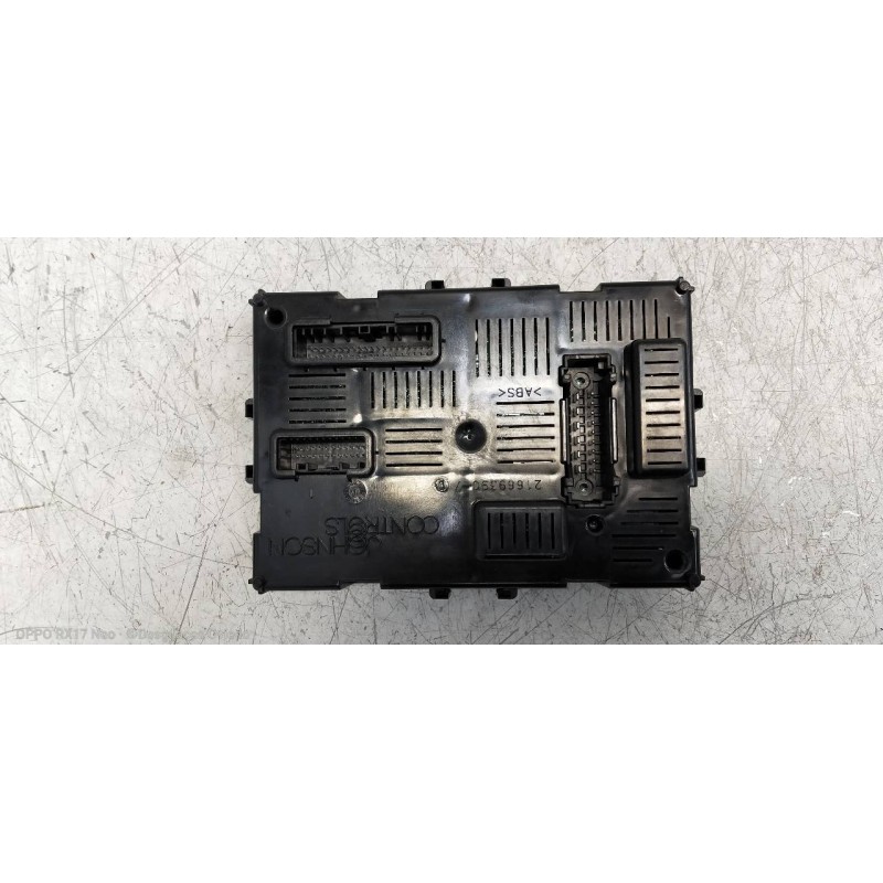 Recambio de modulo electronico para renault clio iii dynamique referencia OEM IAM 8201054128 BCML2CR 