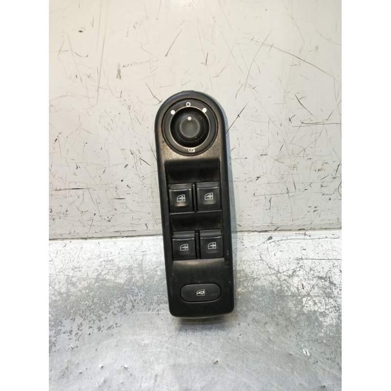 Recambio de mando elevalunas delantero izquierdo para renault captur dynamique referencia OEM IAM 254298400R 10023635 2013