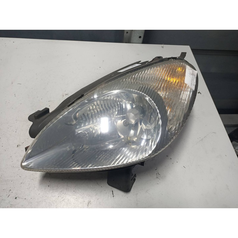 Recambio de faro izquierdo para citroen xsara picasso 2.0 hdi referencia OEM IAM   