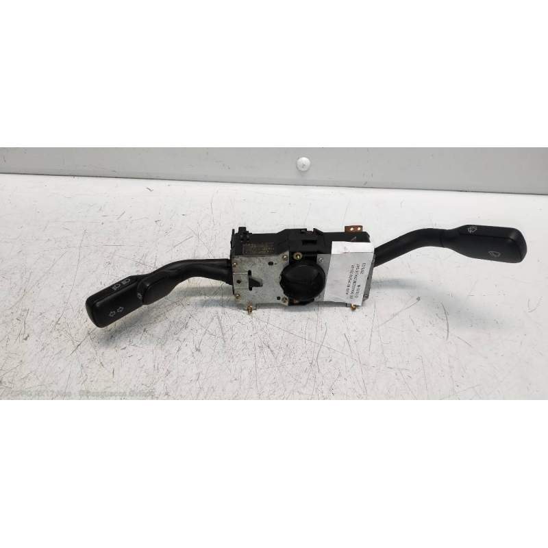 Recambio de mando luces para audi 80 2.0 i referencia OEM IAM   1992