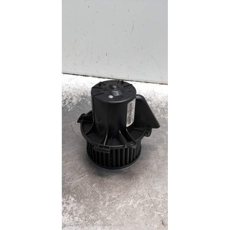 Recambio de motor calefaccion para citroën c4 berlina collection referencia OEM IAM   2004