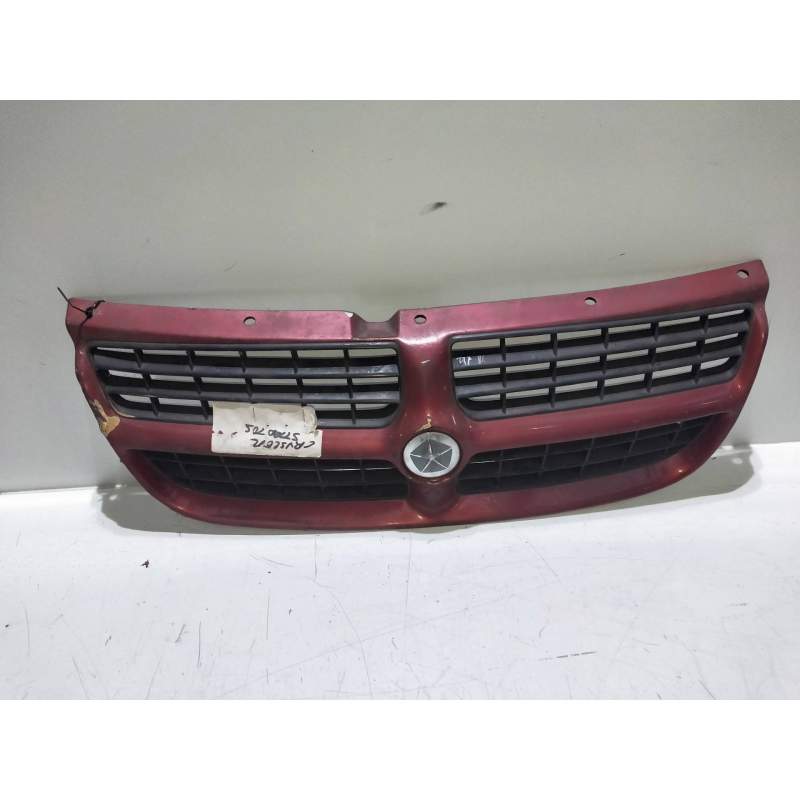 Recambio de rejilla delantera para chrysler stratus berlina (ja) referencia OEM IAM 4630742  