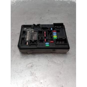 CAJA RELES / FUSIBLES 284B78143R 2025