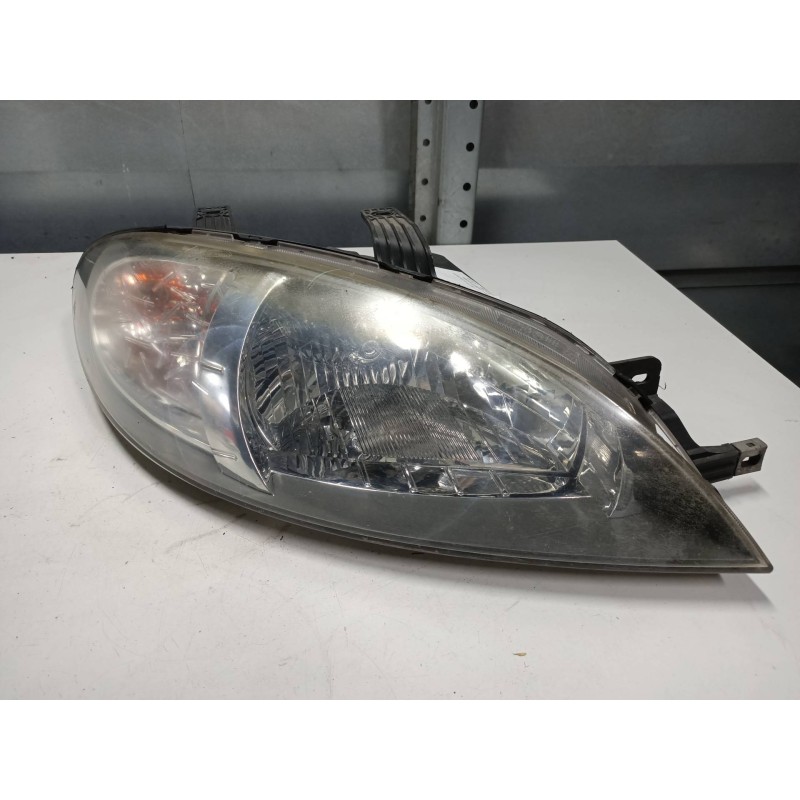 Recambio de faro derecho para chevrolet lacetti se referencia OEM IAM 96497506  