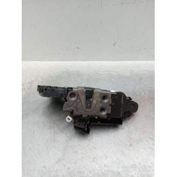 MOTOR CIERRE CENTRALIZADO TRASERO DERECHO 8x2s26412ad 5p 
