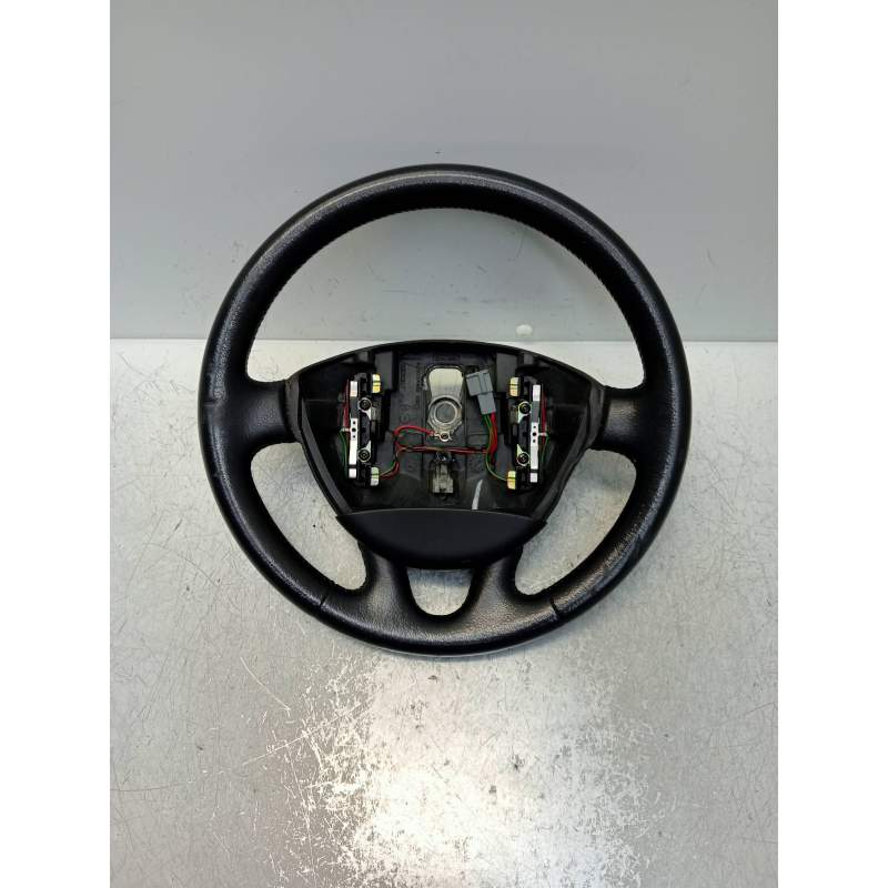 Recambio de volante para renault clio iii confort dynamique referencia OEM IAM   2009