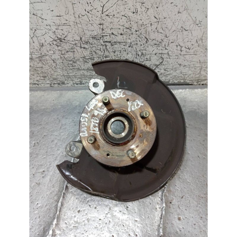 Recambio de mangueta delantera izquierda para mg rover serie 400 (xw) 418 gsd/sld referencia OEM IAM   