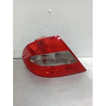 PILOTO TRASERO IZQUIERDO A2098200777 2002