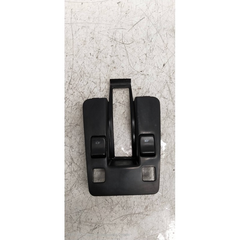 Recambio de mando elevalunas delantero izquierdo para volvo serie 440 gl referencia OEM IAM 413865  