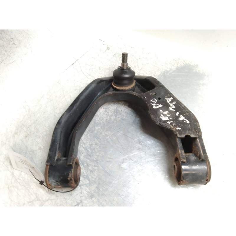 Recambio de brazo suspension superior delantero derecho para nissan pick-up (d22) king cab 4x4 referencia OEM IAM   