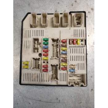 CAJA RELES / FUSIBLES 284B60009R BD95 L2 8619001212