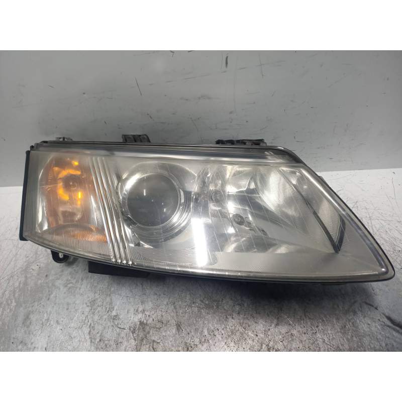 Recambio de faro derecho para saab 9-3 berlina 1.9 tid linear sport referencia OEM IAM   2005